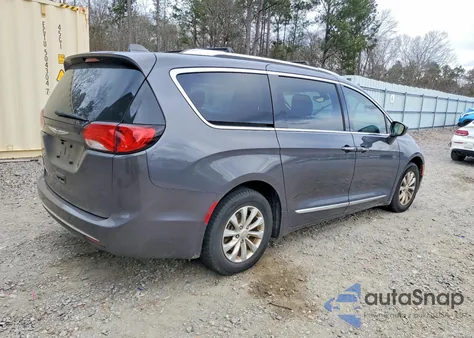 2018 Chrysler Pacifica Touring L из США, поврежденный, VIN 2C4RC1BG3JR279725